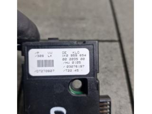 bontott VW GOLF V Kormányszög Jeladó