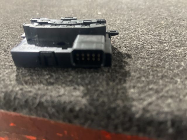 bontott VW GOLF V Kormányszög Jeladó