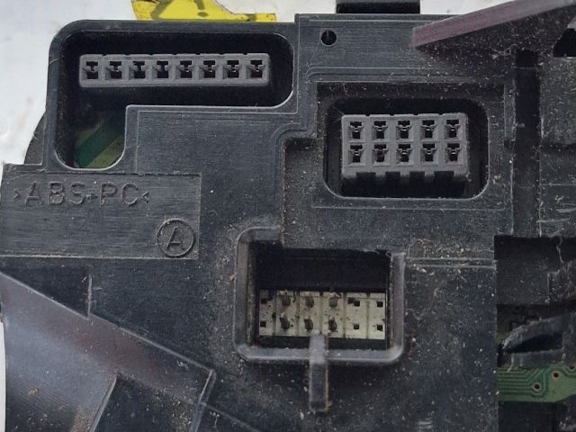 bontott VW GOLF V Kormányszög Jeladó