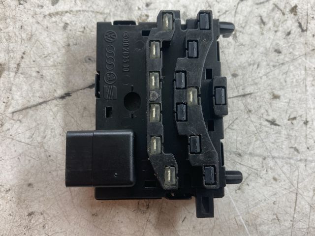 bontott VW GOLF V Kormányszög Jeladó