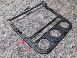 bontott VW GOLF V Középkonzol Keret