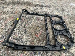 bontott VW GOLF V Középkonzol Keret