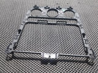 bontott VW GOLF V Középkonzol Keret