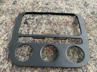 bontott VW GOLF V Középkonzol Keret