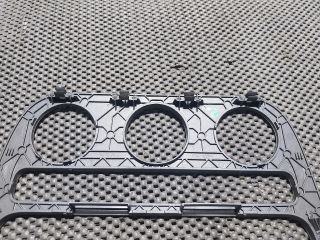 bontott VW GOLF V Középkonzol Keret