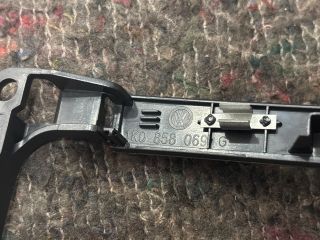 bontott VW GOLF V Középkonzol Keret