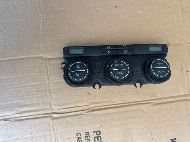 bontott VW GOLF V Középkonzol Vezérlő Panel