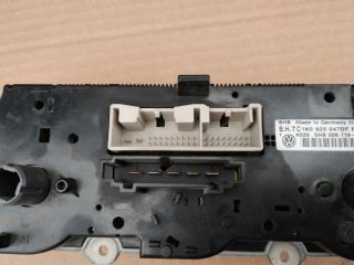 bontott VW GOLF V Középkonzol Vezérlő Panel