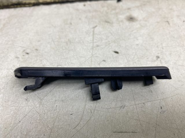 bontott VW GOLF V Középső Műszerfal Díszléc