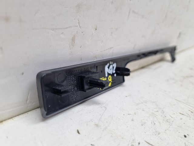 bontott VW GOLF V Középső Műszerfal Díszléc