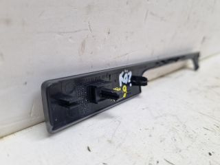 bontott VW GOLF V Középső Műszerfal Díszléc