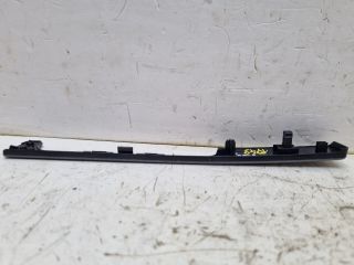 bontott VW GOLF V Középső Műszerfal Díszléc