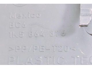 bontott VW GOLF V Középső Műszerfal Díszléc