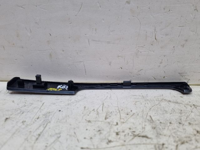 bontott VW GOLF V Középső Műszerfal Díszléc