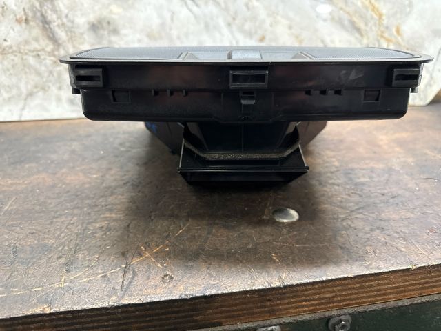 bontott VW GOLF V Középső Szellőző