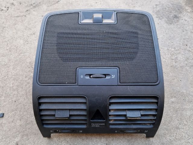 bontott VW GOLF V Középső Szellőző