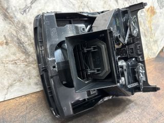 bontott VW GOLF V Középső Szellőző