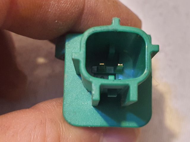 bontott VW GOLF V Központi Ütközés Érzékelő