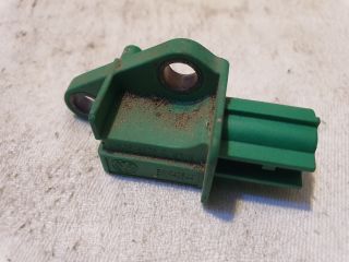 bontott VW GOLF V Központi Ütközés Érzékelő