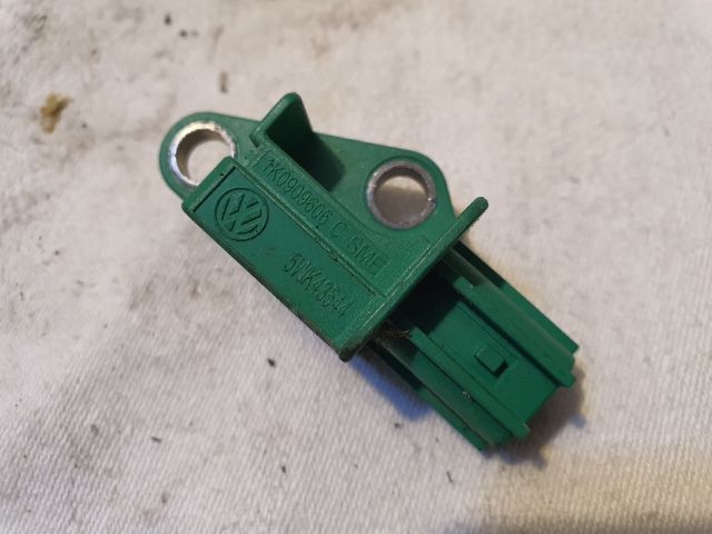 bontott VW GOLF V Központi Ütközés Érzékelő