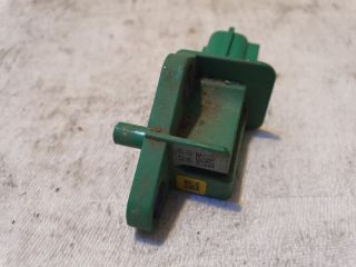 bontott VW GOLF V Központi Ütközés Érzékelő