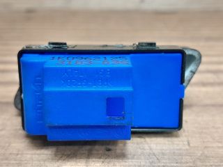 bontott VW GOLF V Központizár Kapcsoló