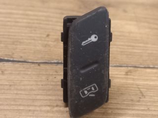 bontott VW GOLF V Központizár Kapcsoló