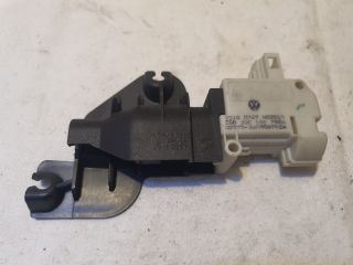 bontott VW GOLF V Központizár Motor Tankajtó