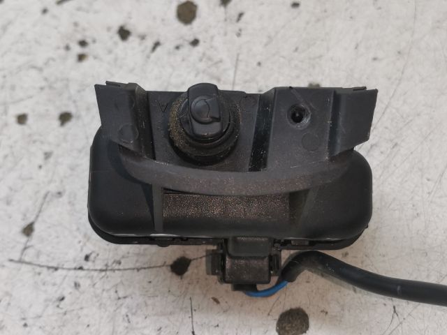 bontott VW GOLF V Központizár Motor Tankajtó