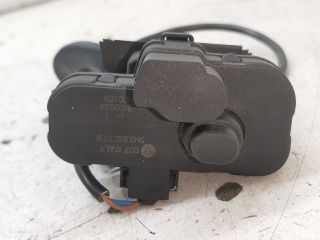 bontott VW GOLF V Központizár Motor Tankajtó