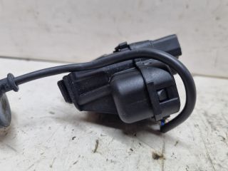 bontott VW GOLF V Központizár Motor Tankajtó