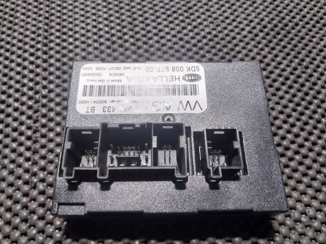 bontott VW GOLF V Lámpa Vezérlő