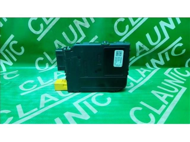 bontott VW GOLF V Lámpa Vezérlő