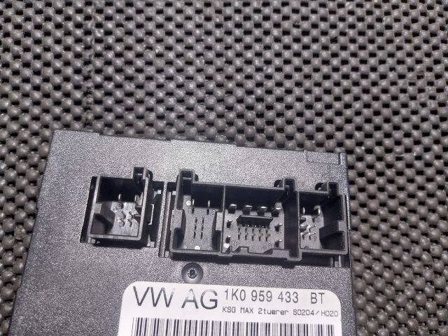 bontott VW GOLF V Lámpa Vezérlő