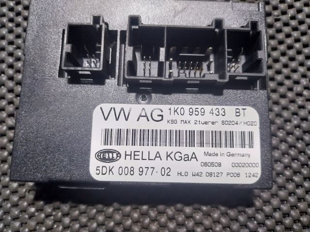 bontott VW GOLF V Lámpa Vezérlő