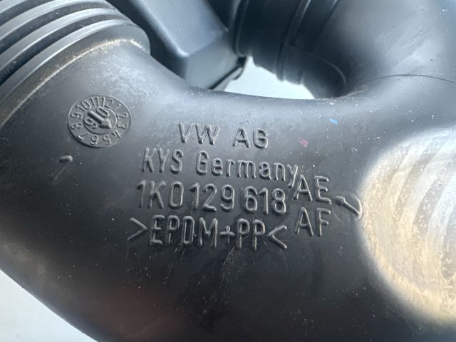 bontott VW GOLF V Légbeömlő