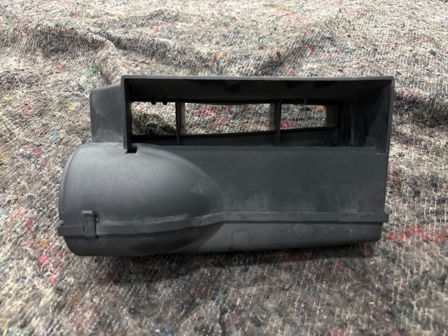 bontott VW GOLF V Légbeömlő