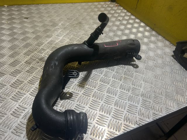 bontott VW GOLF V Légterelő