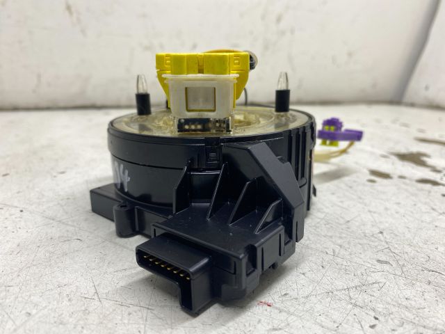 bontott VW GOLF V Légzsák Átvezető Szalagkábel