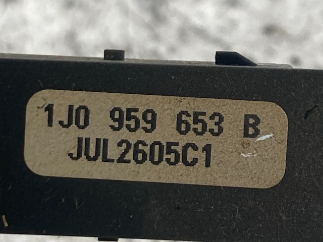 bontott VW GOLF V Légzsák Átvezető Szalagkábel