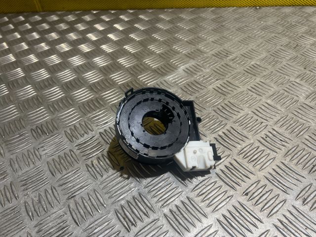 bontott VW GOLF V Légzsák Átvezető Szalagkábel