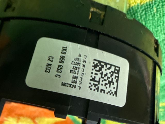 bontott VW GOLF V Légzsák Átvezető Szalagkábel