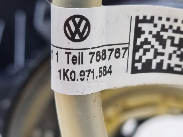 bontott VW GOLF V Légzsák Átvezető Szalagkábel