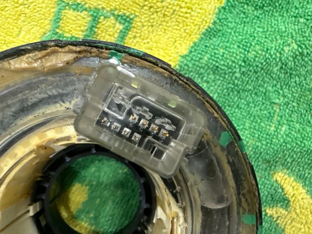 bontott VW GOLF V Légzsák Átvezető Szalagkábel