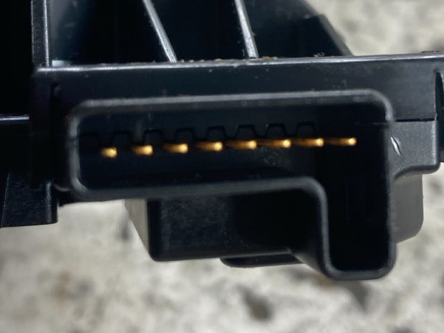 bontott VW GOLF V Légzsák Átvezető Szalagkábel