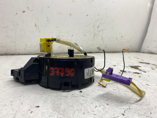 bontott VW GOLF V Légzsák Átvezető Szalagkábel