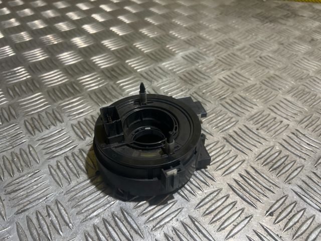 bontott VW GOLF V Légzsák Átvezető Szalagkábel