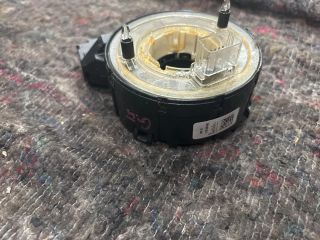 bontott VW GOLF V Légzsák Átvezető Szalagkábel