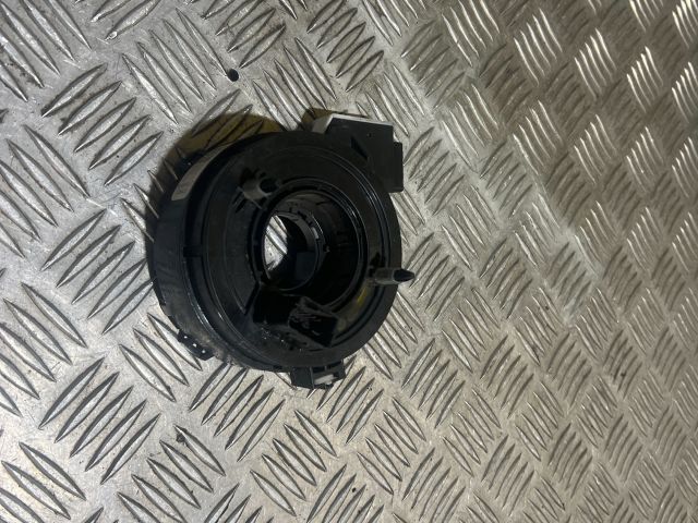 bontott VW GOLF V Légzsák Átvezető Szalagkábel