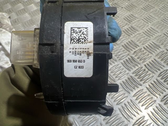 bontott VW GOLF V Légzsák Átvezető Szalagkábel